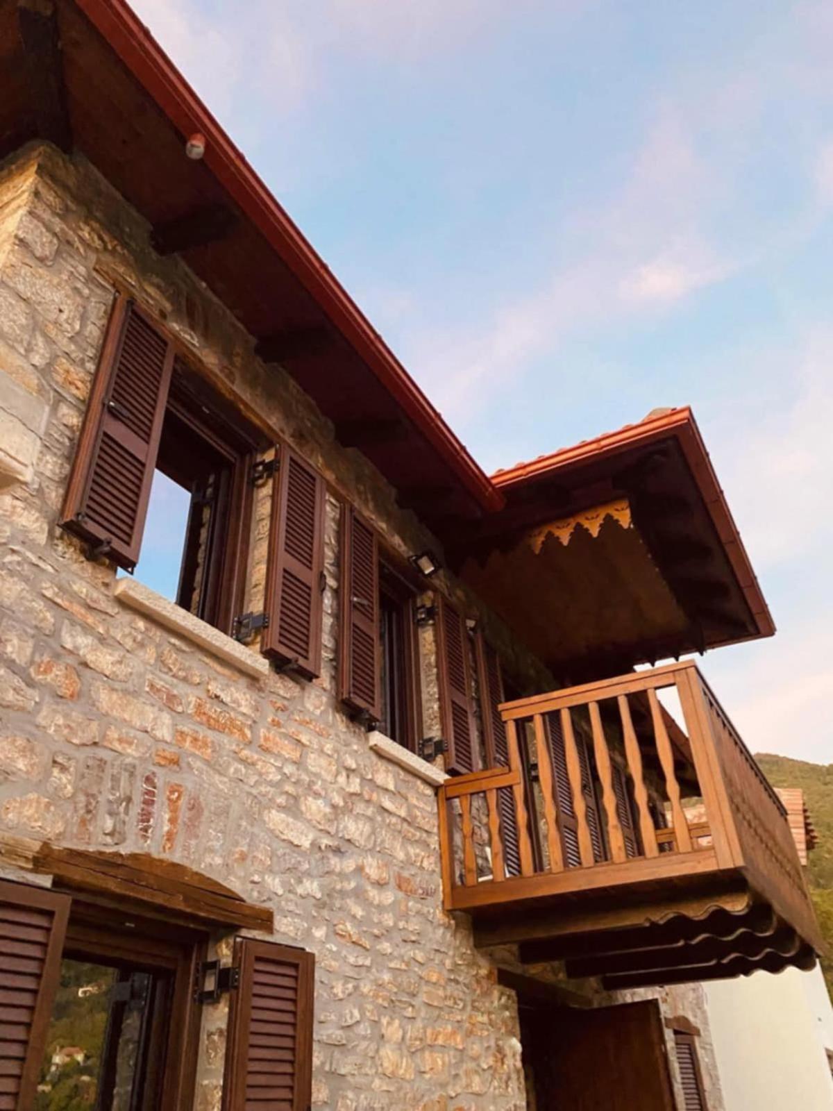 Guesthouse Amalia Kalesménon المظهر الخارجي الصورة