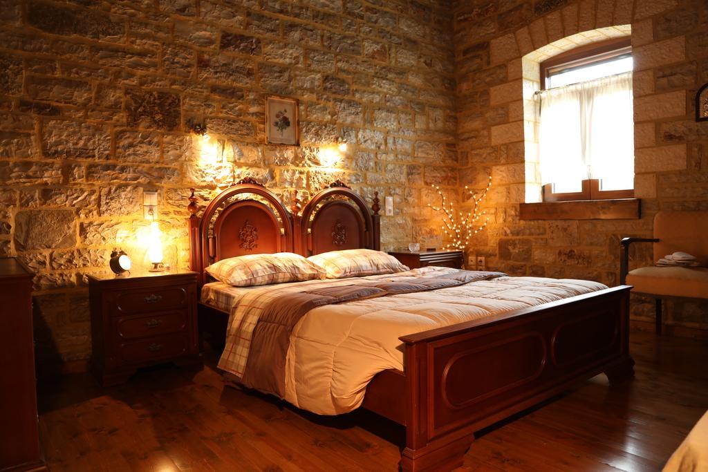 Guesthouse Amalia Kalesménon المظهر الخارجي الصورة